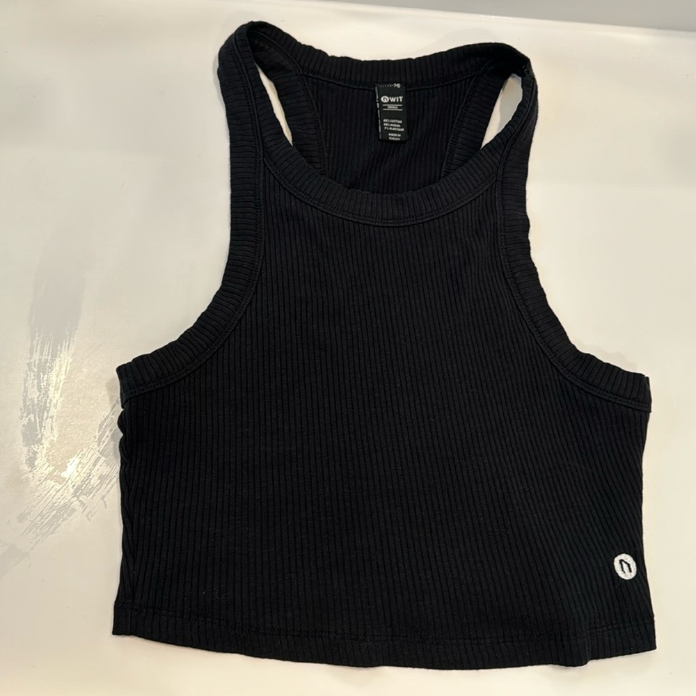 WIT black crop top